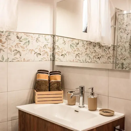 Cantina Rustica מונטאלגרו